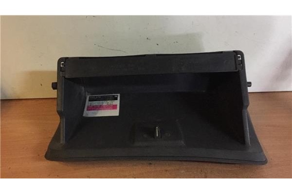 Recambio de guantera salpicadero para daewoo lanos referencia OEM IAM 96221360  