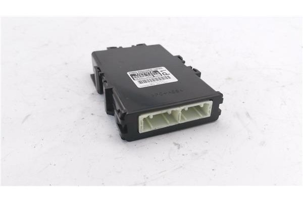 Recambio de módulo electrónico para toyota iq (nuj1/ngj1/kgj1) 1.0 básico referencia OEM IAM 8969074010 2830010400 