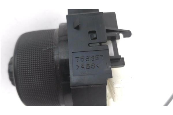 Recambio de mandos calefaccion / a.a. para toyota iq (nuj1/ngj1/kgj1) 1.0 básico referencia OEM IAM 758857  