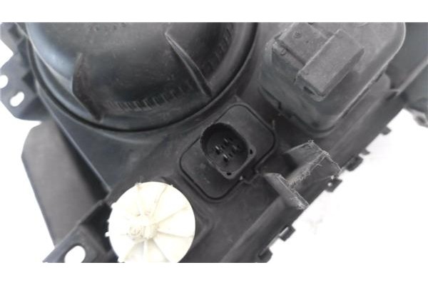 Recambio de faro delantero izquierdo para volkswagen t4 transporter 1.9 furgón referencia OEM IAM 701941009L 67723370 