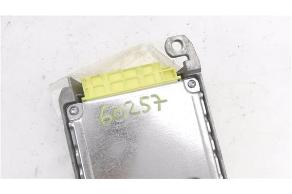 Recambio de centralita airbag para toyota yaris (ksp9/scp9/nlp9) 1.4 d-4d referencia OEM IAM 891700D210 212986103 