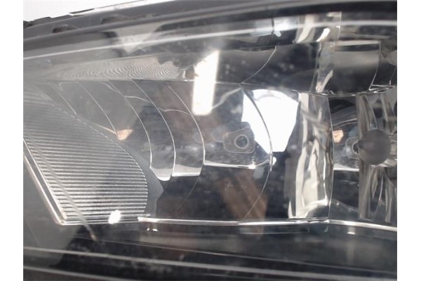 Recambio de faro antiniebla izquierdo para seat leon (5f1) referencia OEM IAM 6J9941701A 0110770100685175 