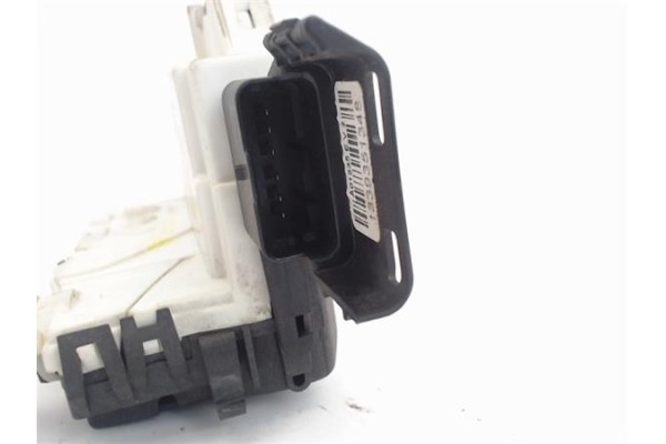 Recambio de cierre electromagnetico delantero derecho para peugeot 308 1.6 gt referencia OEM IAM 9136CR  