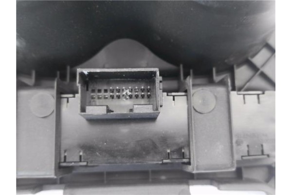 Recambio de embellecedor palanca cambio para seat ibiza berlina (6j5) 1.4 tsi referencia OEM IAM 6J0858331  