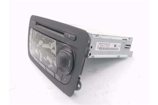 Recambio de autoradio para seat ibiza st (6j8) 1.2 tsi referencia OEM IAM 6J1035153F  