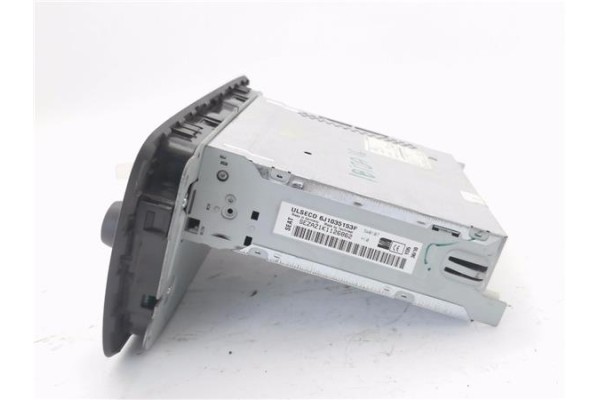 Recambio de autoradio para seat ibiza st (6j8) 1.2 tsi referencia OEM IAM 6J1035153F  