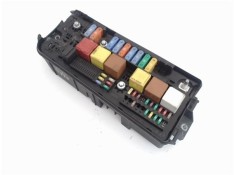 Recambio de caja fusibles/rele para opel vectra c berlina 1.9 cdti referencia OEM IAM 13240247 519181101 
