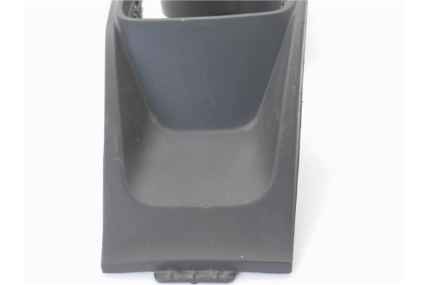 Recambio de embellecedor palanca cambio para seat ibiza berlina (6j5) 1.4 referencia OEM IAM 6J0858331  