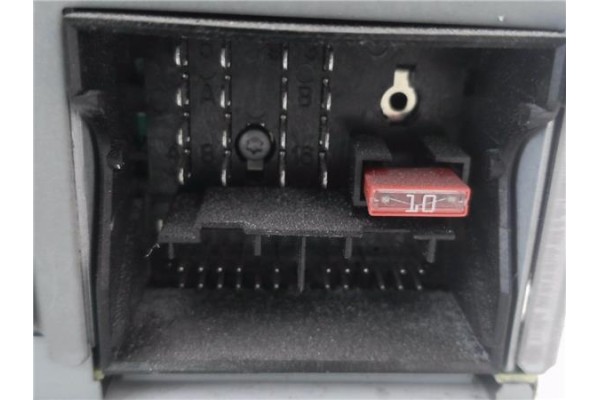 Recambio de radio / cd para seat leon (1p1) 1.2 reference referencia OEM IAM 5P0035186 8,15764E+12 