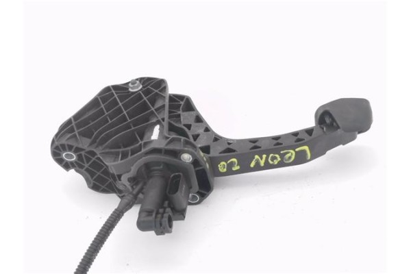 Recambio de pedal embrague para seat leon (1p1) 1.4 tsi referencia OEM IAM 1K1721059ER 1K0721796K 