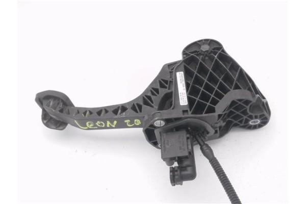 Recambio de pedal embrague para seat leon (1p1) 1.4 tsi referencia OEM IAM 1K1721059ER 1K0721796K 