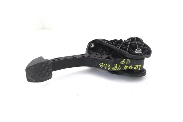 Recambio de pedal embrague para seat leon (1p1) 1.4 tsi referencia OEM IAM 1K1721059ER  