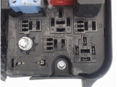 Recambio de caja fusibles/rele para opel vectra c berlina 1.9 cdti referencia OEM IAM 13240247 519181101 
