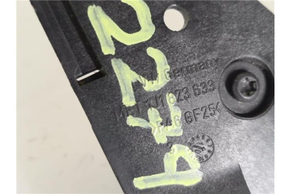 Recambio de manilla para seat ibiza berlina (6j5) 1.6 tdi referencia OEM IAM 1J1823533C 1J1823633 