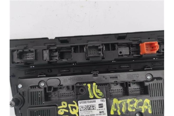 Recambio de mandos climatizador para seat ateca (kh7) 2.0 style 4drive referencia OEM IAM 5F0907044AK 5HB01121580 