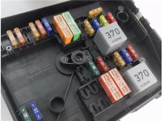 Recambio de caja fusibles/rele para seat leon (1p1) 1.4 tsi referencia OEM IAM 1K0937132F 1K0937132G 
