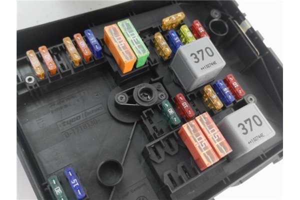 Recambio de caja fusibles/rele para seat leon (1p1) 1.4 tsi referencia OEM IAM 1K0937132F 1K0937132G 