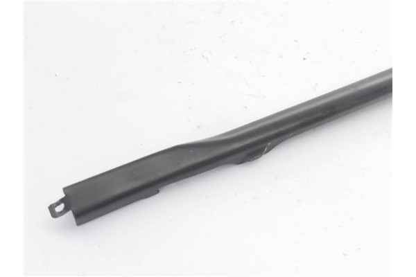 Recambio de brazo limpiaparabrisas delantero derecho para seat leon (1p1) 1.4 tsi referencia OEM IAM 1P0955410A  
