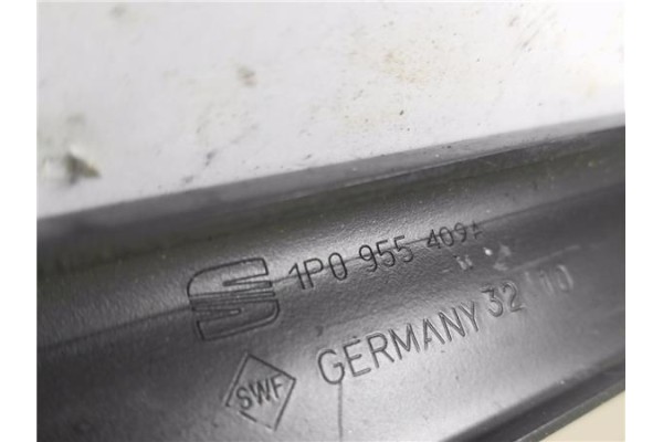 Recambio de brazo limpiaparabrisas delantero izquierdo para seat leon (1p1) 1.4 tsi referencia OEM IAM 1P0955409A  