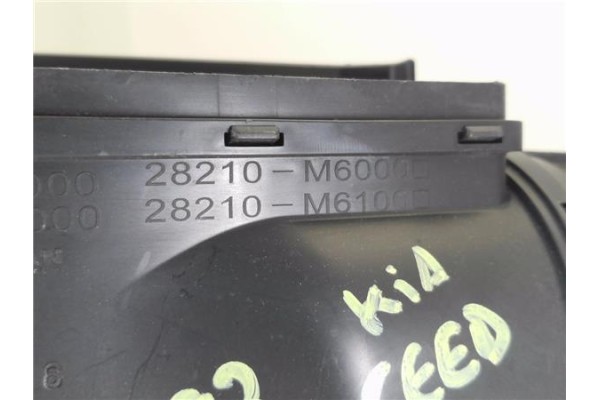 Recambio de carcasa filtro aire para kia ceed (jd) 1.0 drive referencia OEM IAM 28210F2000 28210G3000 