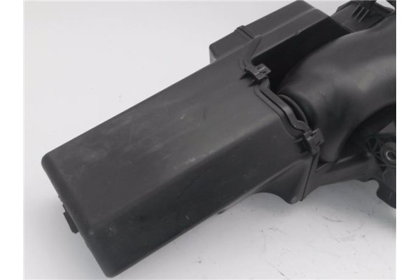 Recambio de carcasa filtro aire para hyundai i20 (pb) 1.2 referencia OEM IAM 281121J000  