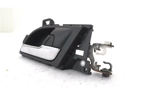 Recambio de manilla int. puerta trasero derecha para honda cr-v iii 2.0 i referencia OEM IAM 43712XXX  