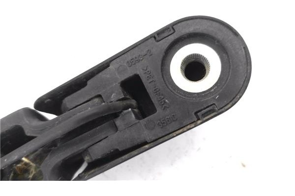 Recambio de brazo limpiaparabrisas trasero para honda cr-v iii 2.0 i referencia OEM IAM 5982 35610 