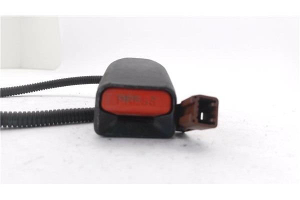 Recambio de anclaje cinturon delantero izquierdo para honda cr-v iii 2.0 i referencia OEM IAM 6080169  