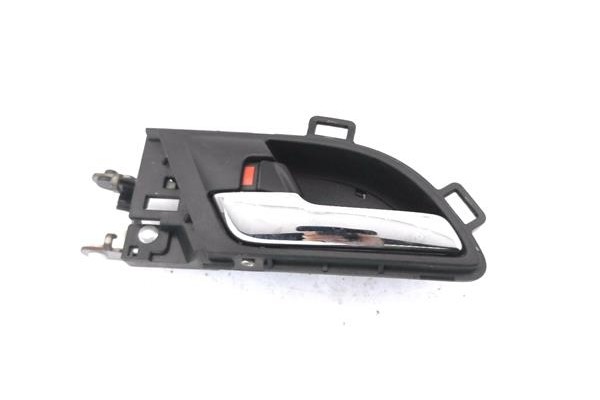 Recambio de manilla int. puerta trasero izquierda para honda cr-v iii 2.0 i referencia OEM IAM 43711XXX  
