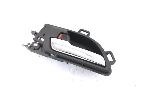 Recambio de manilla int. puerta trasero izquierda para honda cr-v iii 2.0 i referencia OEM IAM 43711XXX  