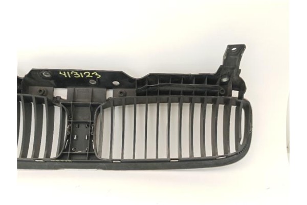 Recambio de rejilla capo para bmw serie 7 (e65/e66) 3.0 730d referencia OEM IAM 511370377279  