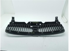 Recambio de rejilla capo para bmw serie 7 (e65/e66) 3.0 730d referencia OEM IAM 511370377279  