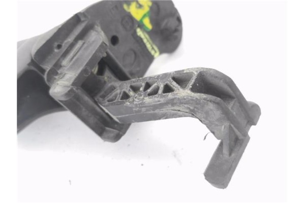 Recambio de manilla ext. puerta delantero izquierda para renault twingo i (c06) 1.2 (c066/67/68) referencia OEM IAM 7700822426  