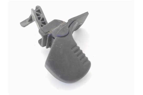 Recambio de manilla ext. puerta delantero derecha para renault twingo i (c06) 1.2 (c066/67/68) referencia OEM IAM 7700822425  