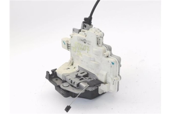 Recambio de cierre electromagnetico trasero izquierdo para seat altea xl (5p5) 2.0 freetrack 4x4 referencia OEM IAM 5P083901  