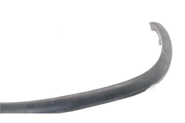 Recambio de moldura aleta trasero izquierda para nissan terrano ii (r20) 2.4 i 12v 4wd referencia OEM IAM 938290F000  