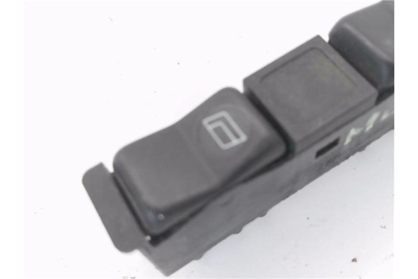 Recambio de mando elevalunas delantero derecho para mercedes-benz 190 e lim. (bm 201) 1.8 e 190 (201.018) referencia OEM IAM 820