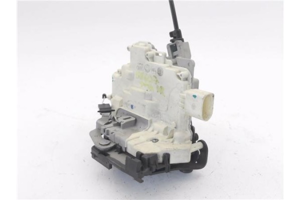Recambio de cierre electromagnetico trasero derecho para seat altea xl (5p5) 2.0 freetrack 4x4 referencia OEM IAM 5P0839012  