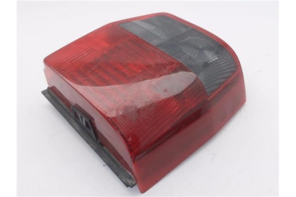 Recambio de piloto trasero derecho para fiat uno (146) 1.0 45 fire referencia OEM IAM E345675  