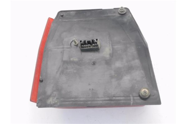 Recambio de piloto trasero derecho para fiat uno (146) 1.0 45 fire referencia OEM IAM E345675  