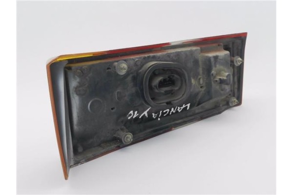Recambio de piloto trasero derecho para lancia y 10 1.0 fire referencia OEM IAM E342219  