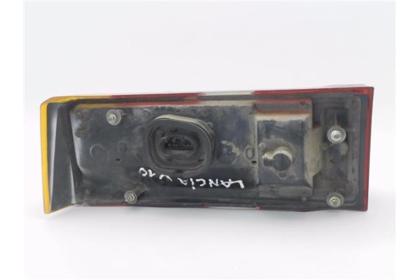 Recambio de piloto trasero derecho para lancia y 10 1.0 fire referencia OEM IAM E342219  