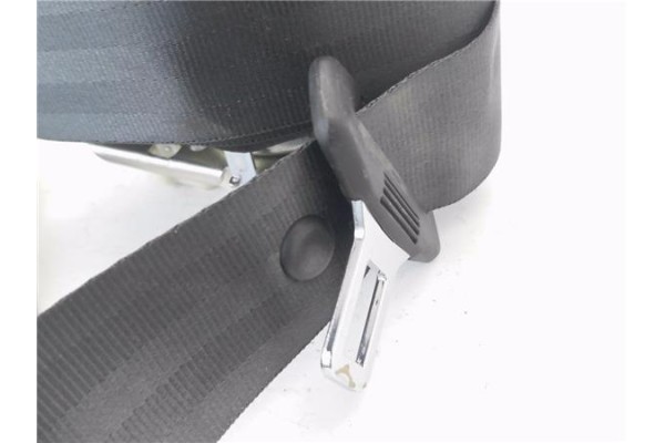Recambio de cinturon seguridad trasero derecho para seat ibiza st (6j8) 1.2 tdi referencia OEM IAM 6J8857805B  