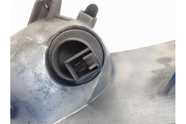 Recambio de intermitente delantero dcho para peugeot boxer furgón (230l) 1.9 d referencia OEM IAM 630396 35700747 