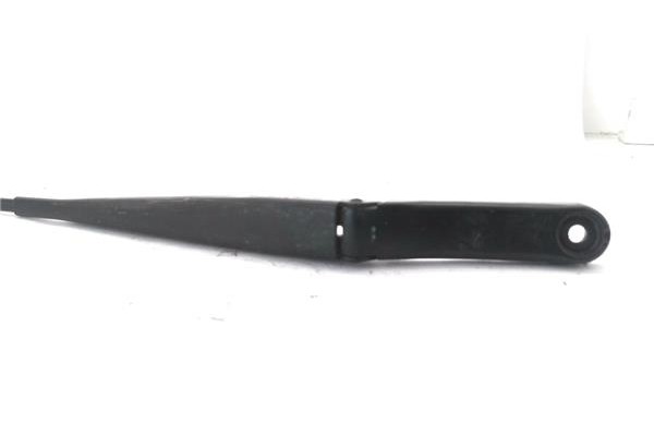 Recambio de brazo limpiaparabrisas delantero derecho para seat ibiza berlina (6j5) 1.2 referencia OEM IAM 6J1955410  