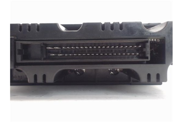 Recambio de mandos climatizador para saab 9-5 berlina referencia OEM IAM 5048939  