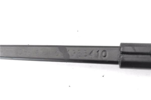 Recambio de brazo limpiaparabrisas delantero derecho para seat ibiza berlina (6j5) 1.2 referencia OEM IAM 6J1955410  