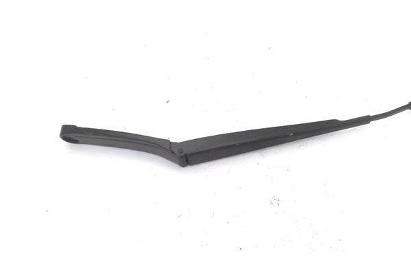 Recambio de brazo limpiaparabrisas delantero izquierdo para seat ibiza berlina (6j5) 1.2 referencia OEM IAM 6J1955409  