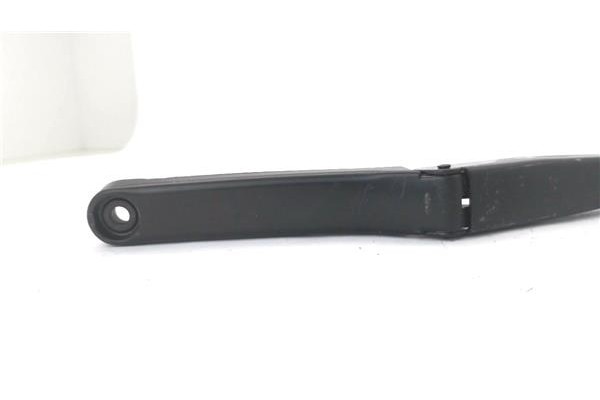 Recambio de brazo limpiaparabrisas delantero izquierdo para seat ibiza berlina (6j5) 1.2 referencia OEM IAM 6J1955409  