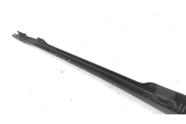 Recambio de brazo limpiaparabrisas delantero derecho para seat leon (1p1) 1.2 reference referencia OEM IAM 1P0955410A  